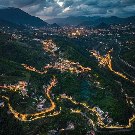 Apartmán Vietri In Centro - Costa D'Amalfi Exteriér fotografie